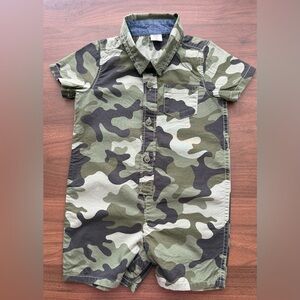 Baby GAP Green Camouflage Baby Romper